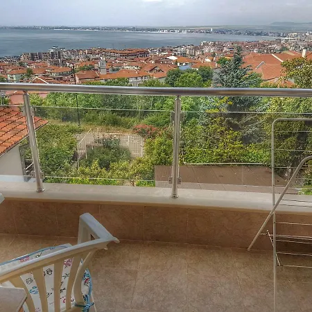 Byki 3*
